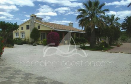 Chalet independiente, Situado en Elche Alicante 2