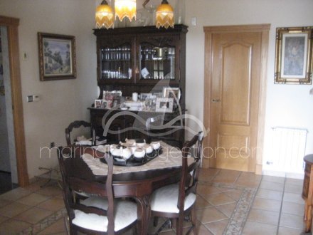 Chalet independiente, Situado en Elche Alicante 15