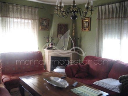 Chalet independiente, Situado en Elche Alicante 17