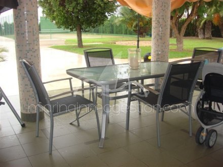 Chalet independiente, Situado en Elche Alicante 17