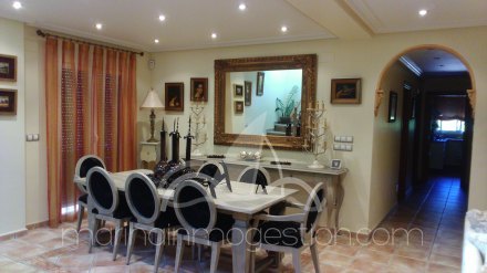 Chalet independiente, Situado en Elche Alicante 6