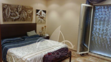 Chalet independiente, Situado en Elche Alicante 13