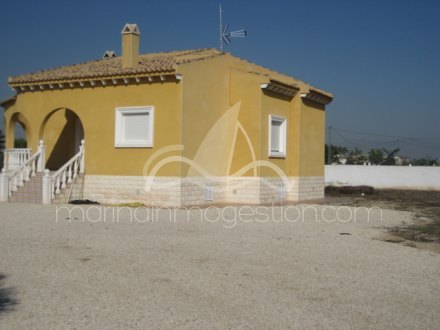 Chalet independiente, Situado en Catral Alicante 1