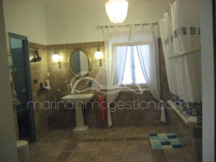 Chalet independiente, Situado en Elche Alicante 18