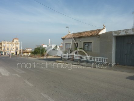 Chalet, Situado en Benijófar Alicante 14