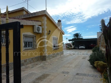 Chalet independiente, Situado en Elche Alicante 24