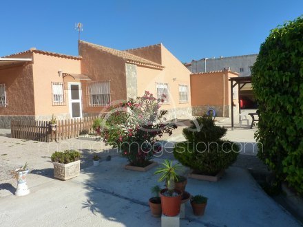 Chalet independiente, Situado en San Fulgencio Alicante 2