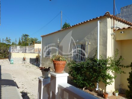 Chalet independiente, Situado en San Fulgencio Alicante 13