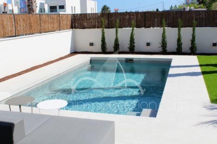 Chalet independiente, Situado en Elche Alicante 6