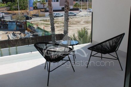 Chalet independiente, Situado en Elche Alicante 4